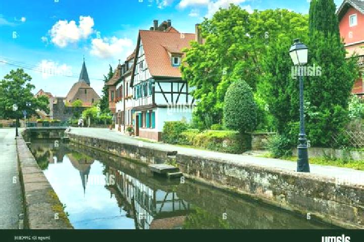 Emma, 26 — Escort in Wissembourg, France