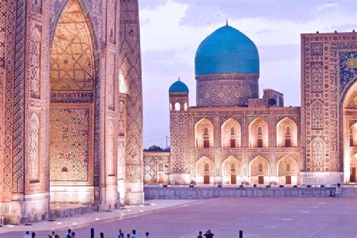 Emma, 26 — Escort in Yangirabot, Uzbekistan