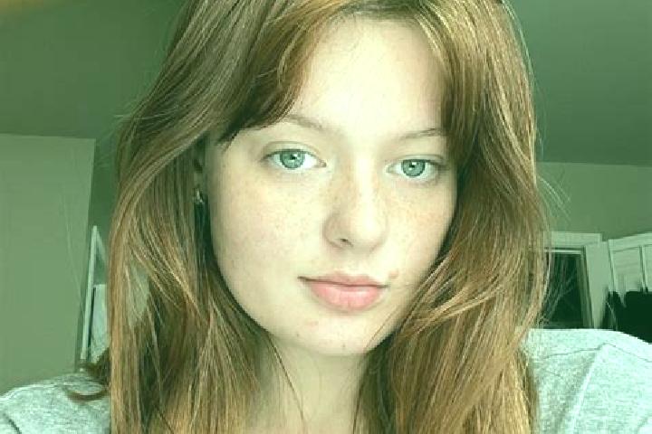 Emma, 27, a auburn blue-eyed mediterranean companion based in Zolotukhino. Offering 69, Couples, Massage, Deep French Kissing. Available for incall and outca...