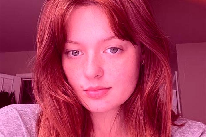 Emma, 27, a auburn brown-eyed mediterranean companion based in Westonzoyland. Offering GFE, A-Level, Dinner Date. Available for incall and outcall, day and e...