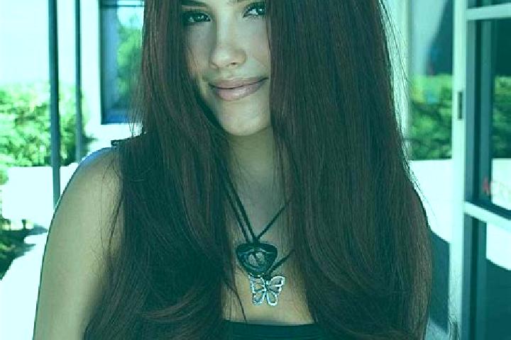 Emma, 27, a auburn dark-eyed mediterranean companion based in Bace. Offering Tantra, Striptease, Prostate Massage. Available for incall and outcall, overnigh...