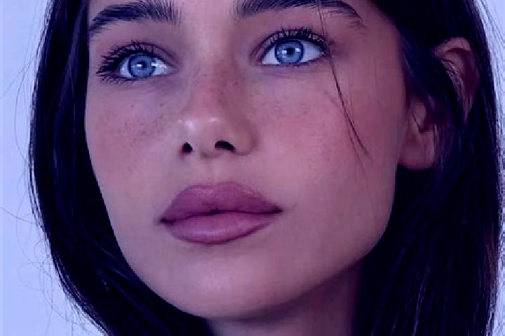Emma, 27, a brunette brown-eyed asian companion based in Caoshi. Offering BDSM, Tantra, Couples, Deep French Kissing. Available for incall and outcall, overn...