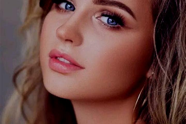 Emma, 27, a dark blonde blue-eyed indian companion based in Baran. Offering Striptease, Tantra, Domination. Available for incall and outcall, overnight booki...