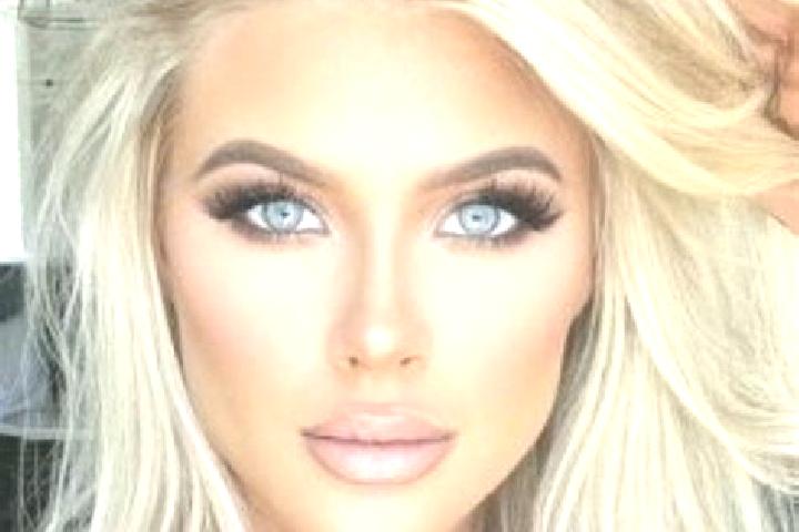 Emma, 27, a platinum blonde hazel-eyed indian companion based in Adelschlag. Offering Duos, Erotic Massage, Domination, OWO. Available for incall and outcall...