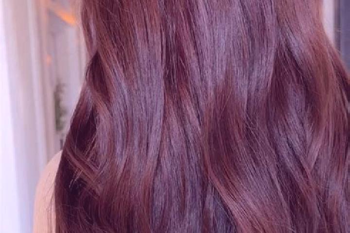 Emma, 27, a red brown-eyed middle eastern companion based in Schaan. Offering Prostate Massage, CIM, Girlfriend Experience. Available for incall and outcall,...