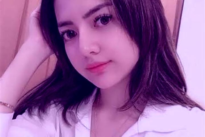 Emma, 27 — Escort in Akarakar, Indonesia