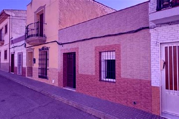 Emma, 27 — Escort in Arroyo de San Servan, Spain