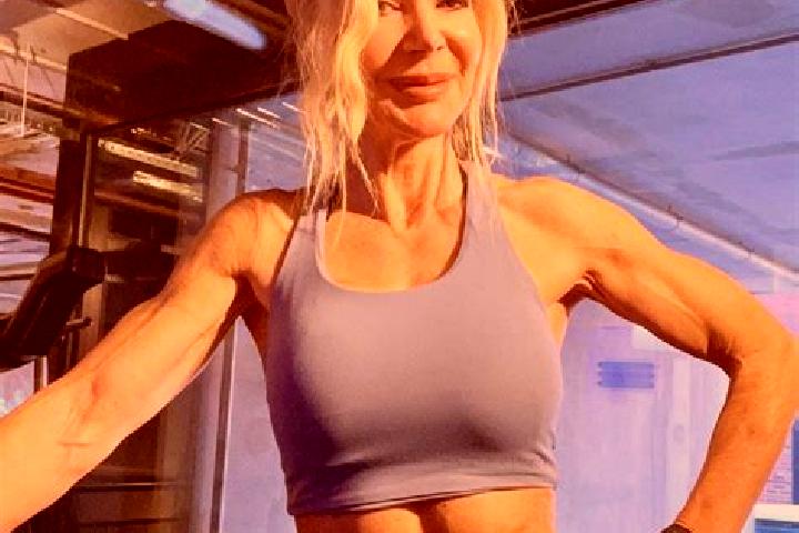 Emma, 27 — Escort in Chamberlayne, United States