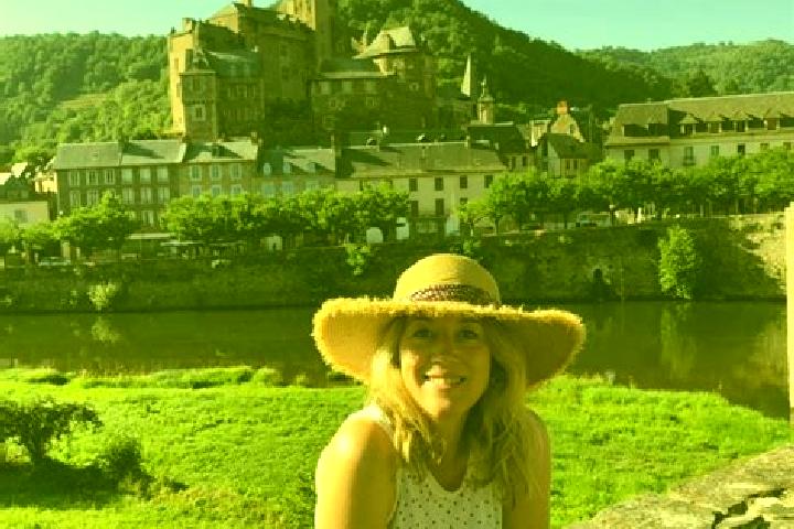 Emma, 27 — Escort in Estaing, France
