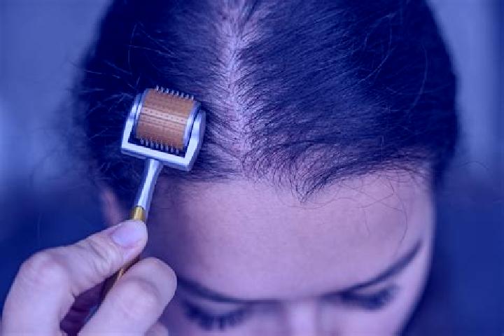 Emma, 27 — Escort in Kosor, Czech Republic