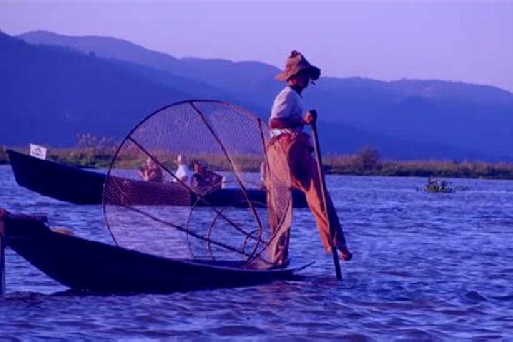 Emma, 27 — Escort in Kyaukse, Myanmar