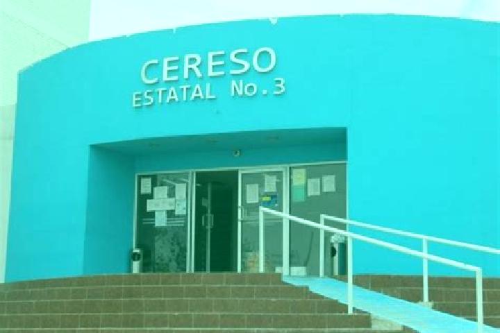 Emma, 27 — Escort in Ninguno [CERESO], Mexico