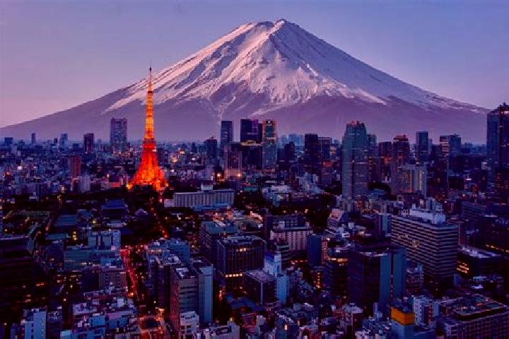 Emma, 27 — Escort in Taketoyo, Japan