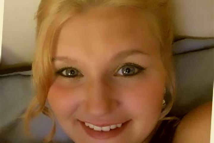 Emma, 27 — Escort in Winterville, United States