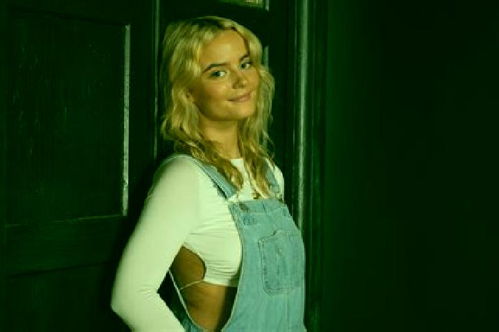Emma, 28, a black grey-eyed european companion based in Papworth Everard. Offering 69, OWO, Prostate Massage, Erotic Massage. Available for incall and outcal...