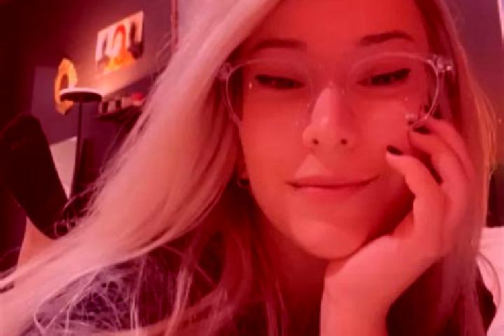 Emma, 28, a blonde amber-eyed caucasian companion based in Janske Lazne. Offering Erotic Massage, Massage, Roleplay, Tantra. Available for incall and outcall...