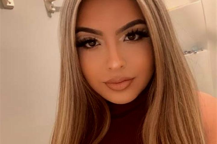 Emma, 28, a blonde amber-eyed latina companion based in Kantaphor. Offering Dinner Date, 69, OWO, Travel Companion. Available for incall and outcall, overnig...