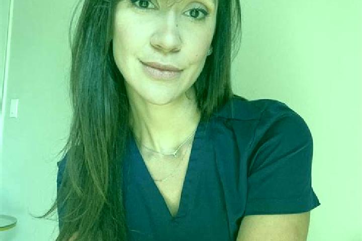 Emma, 28, a red dark-eyed indian companion based in Santa Clara. Offering Erotic Massage, A-Level, Duos. Available for incall and outcall, day and evening da...