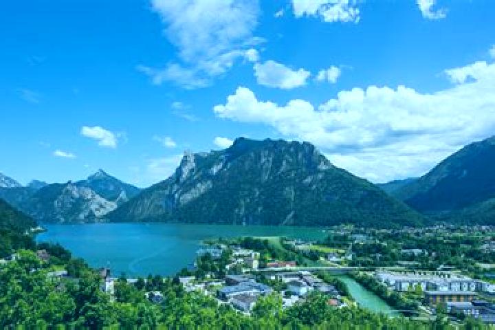 Emma, 28 — Escort in Ebensee, Austria