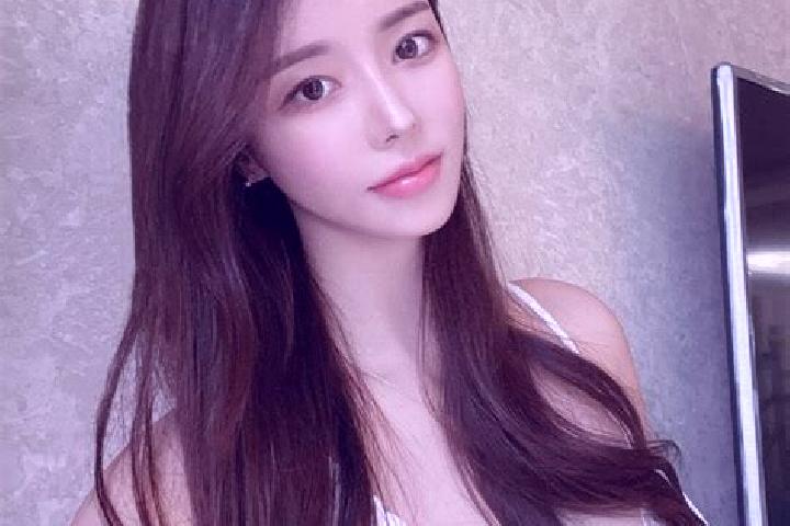 Emma, 28 — Escort in Lainqu, China
