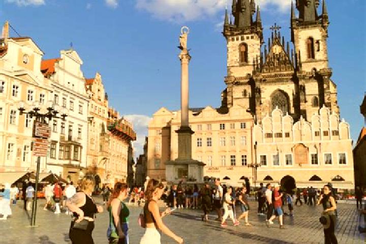 Emma, 28 — Escort in Prague, United States