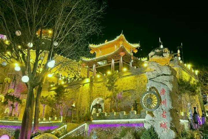Emma, 28 — Escort in Qingyang, China