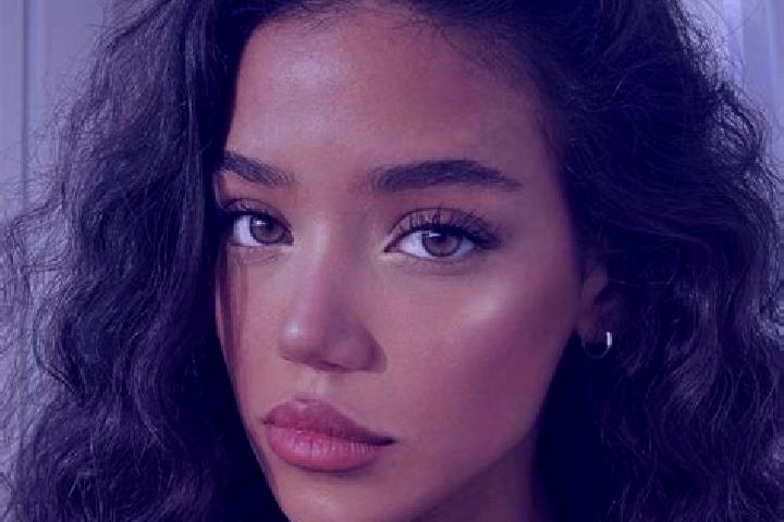 Emma, 29, a black brown-eyed caribbean companion based in Braye. Offering Party Girl, Striptease, GFE, Duos. Available for incall and outcall, day and evenin...