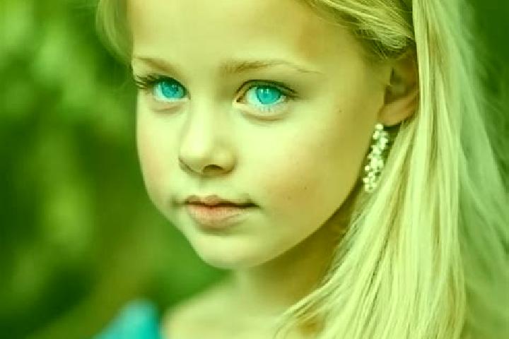 Emma, 29, a blonde blue-eyed mixed companion based in Lembanah. Offering Erotic Massage, Massage, Fetish, BDSM. Available for incall and outcall, overnight b...