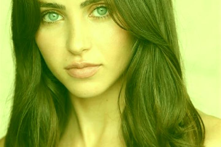 Emma, 29, a brunette dark-eyed european companion based in Colonia Nicolas Bravo (Kilometro Noventa y Dos). Offering Deep French Kissing, Overnight, Dinner D...
