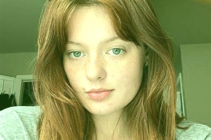 Emma, 29, a red brown-eyed caucasian companion based in La Soledad. Offering Domination, CIM, OWO. Available for incall and outcall, day and evening dates.