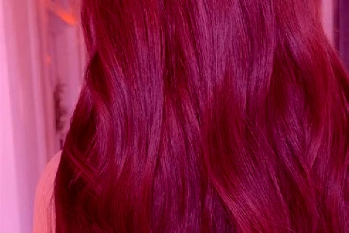 Emma, 29, a red brown-eyed middle eastern companion based in Volendam. Offering GFE, Couples, Erotic Massage, Domination. Available for incall and outcall, d...