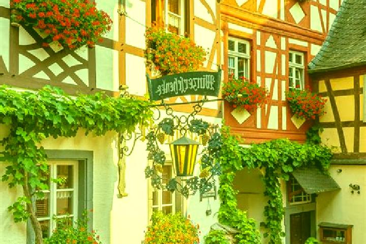 Emma, 29 — Escort in Knoringen, Germany