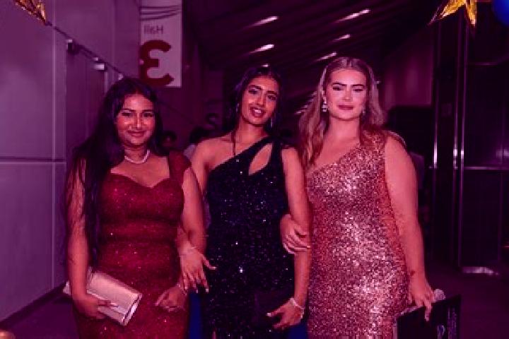 Emma, 29 — Escort in Maraylya, Australia