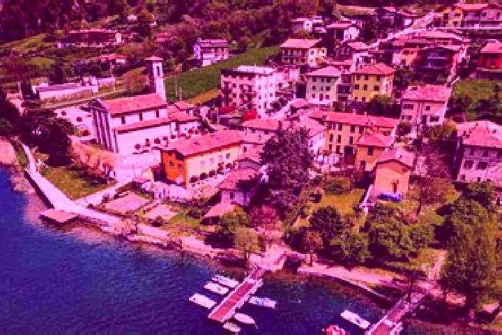 Emma, 29 — Escort in Monasterolo del Castello, Italy