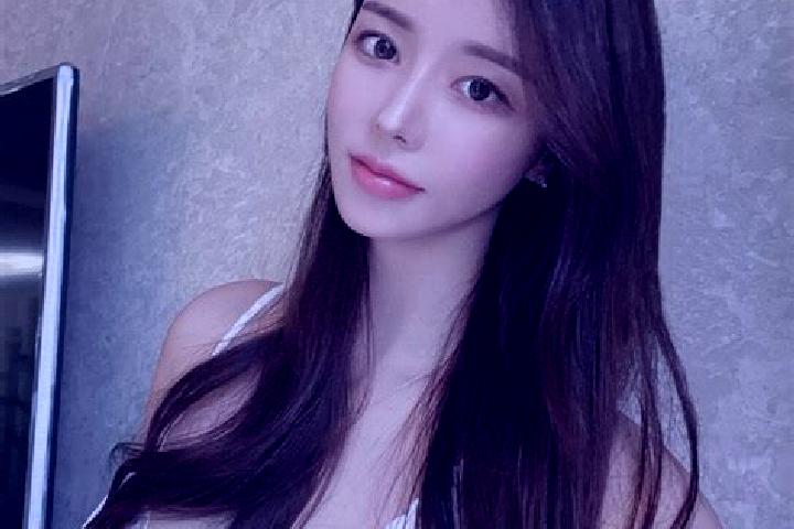 Emma, 29 — Escort in Nalinggou, China