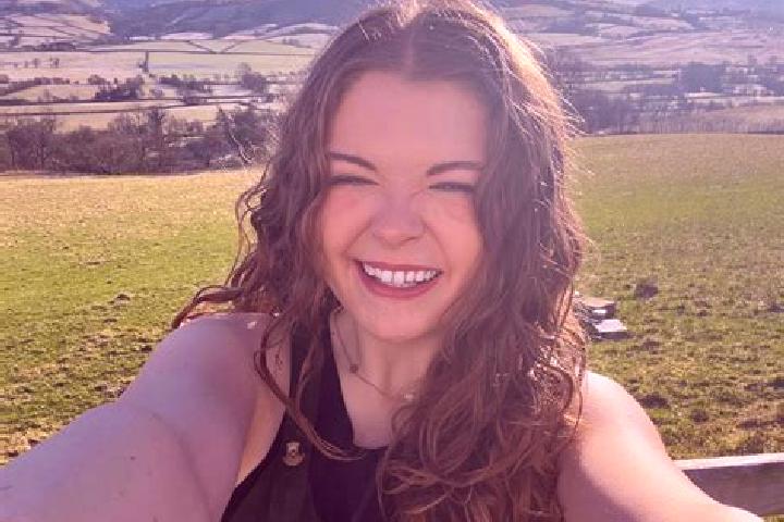 Emma, 29 — Escort in Oxford, United States