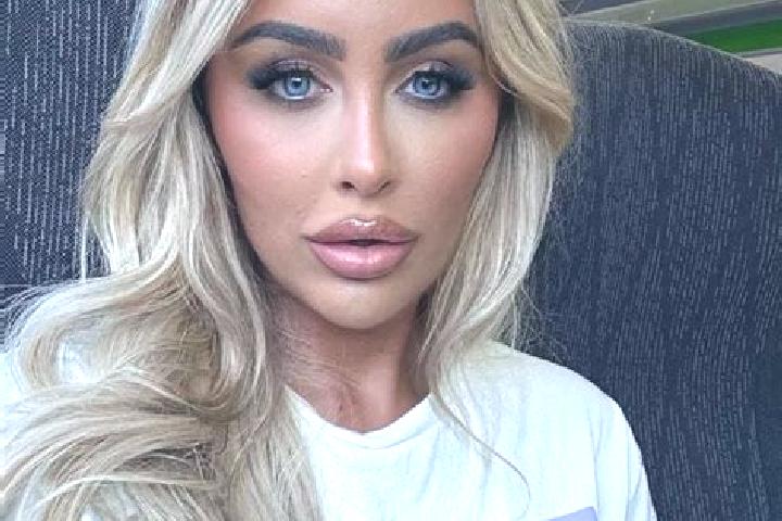 Emma, 29 — Escort in Park Forest Village, United States