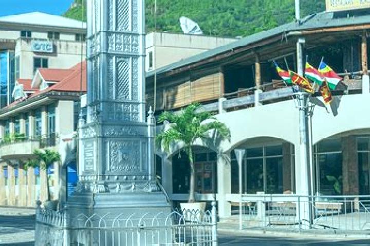 Emma, 29 — Escort in Pointe La Rue, Seychelles