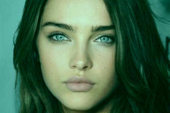 Emma, 30, a brunette blue-eyed middle eastern companion based in Coledale. Offering Fetish, Couples, CIM, Overnight. Available for incall and outcall, day an...