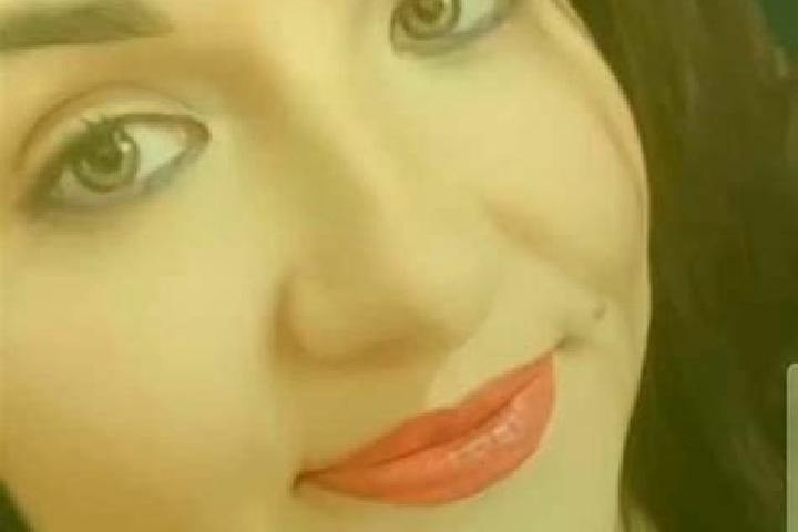Emma, 30 — Escort in Broscauti, Romania