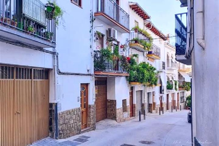 Emma, 30 — Escort in Cazorla, Spain