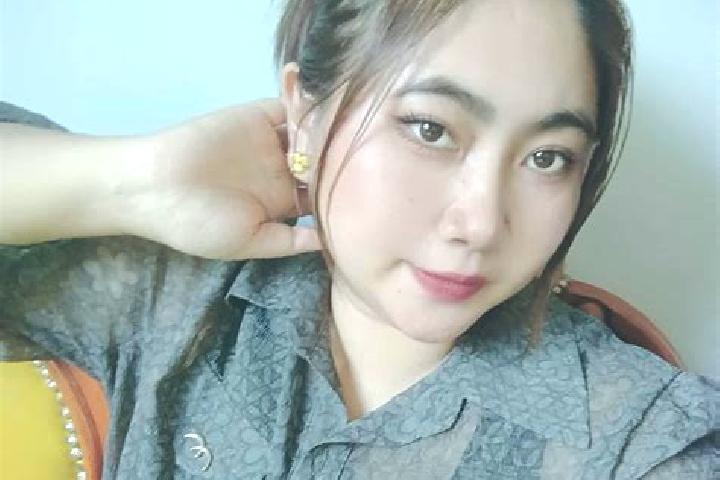 Emma, 30 — Escort in Hpakan, Myanmar