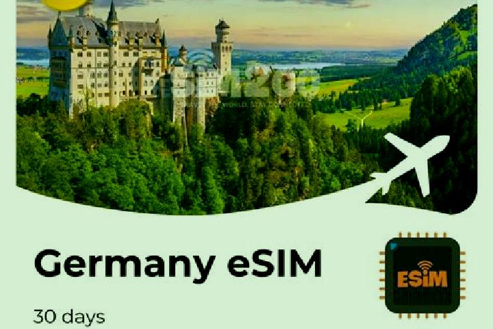 Emma, 30 — Escort in Reinsbuettel, Germany