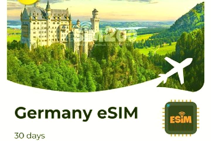 Emma, 30 — Escort in Schwanheide, Germany
