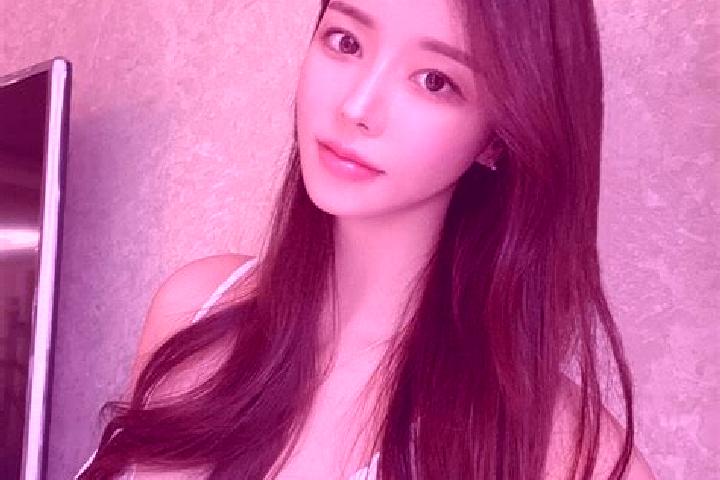 Emma, 30 — Escort in Xintaimen, China