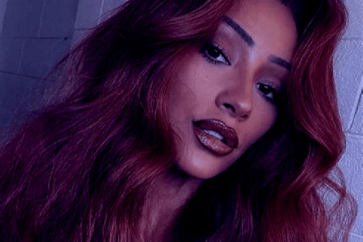 Emma, 31, a auburn dark-eyed latina companion based in Vilyuysk. Offering Roleplay, Prostate Massage, OWO, Couples. Available for incall and outcall, overnig...