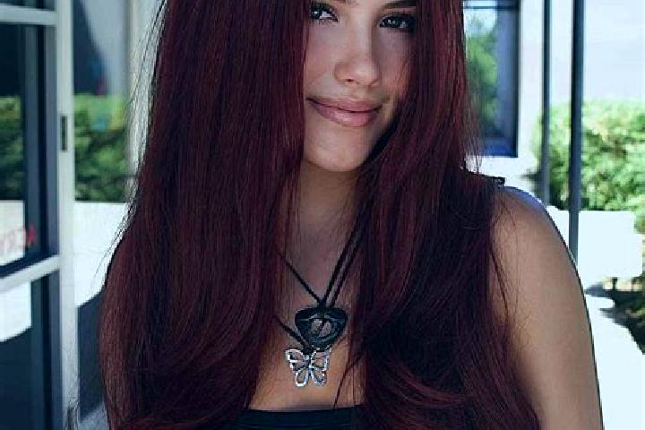 Emma, 31, a auburn dark-eyed slavic companion based in Sirgitti. Offering Couples, GFE, Domination, Striptease. Available for incall and outcall, overnight b...