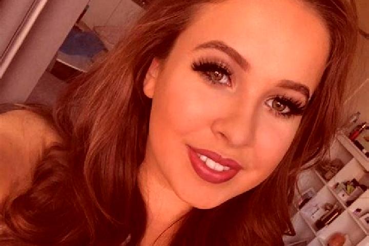 Emma, 31, a black brown-eyed middle eastern companion based in Charvieu-Chavagneux. Offering Domination, A-Level, 69, Fetish. Available for incall and outcal...