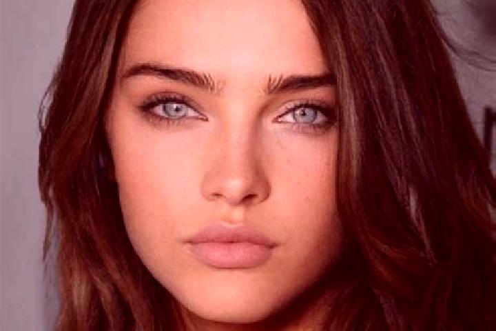 Emma, 31, a brunette grey-eyed caribbean companion based in OEsthammar. Offering A-Level, Fetish, Couples. Available for incall and outcall, overnight bookin...