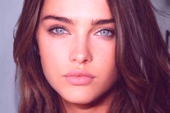 Emma, 31, a brunette grey-eyed caucasian companion based in Unidades Habitacionales. Offering Girlfriend Experience, Fetish, Striptease. Available for incall...